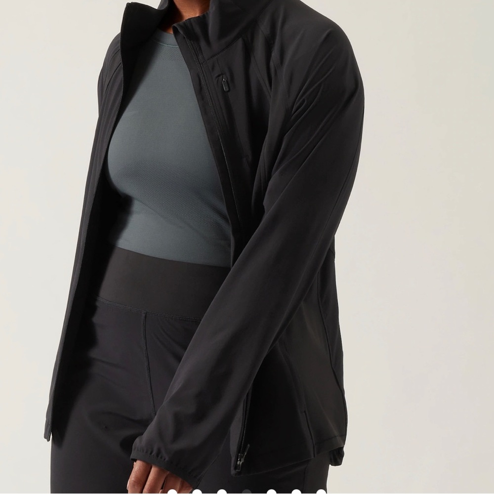 ATHLETA Run with it Jacket